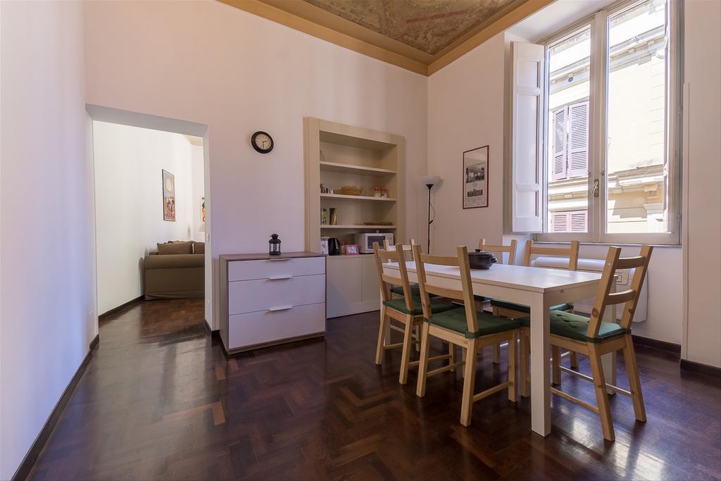 Palazzo Borghese Lovely Flat Рим Екстер'єр фото